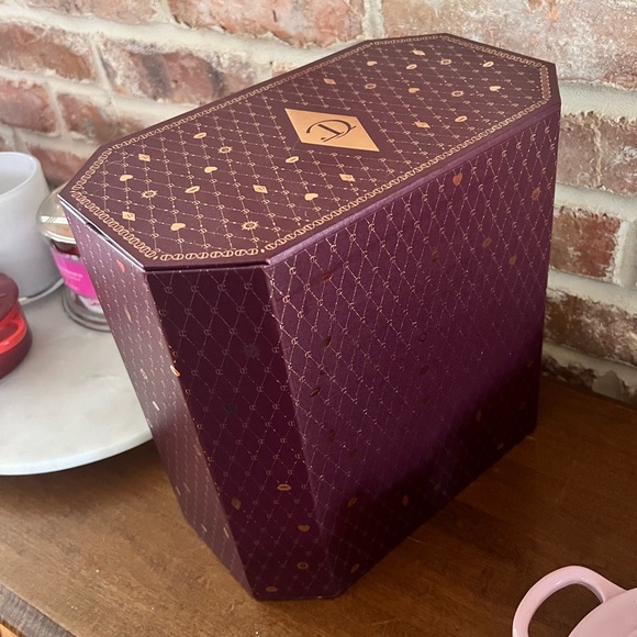 Charlotte Tilbury advent calendar skincare/ makeup display and storage box - Picture 3 of 5